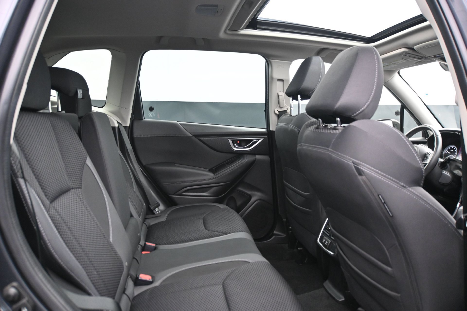 Used 2021 Subaru Forester Premium AWD/4WD image 14