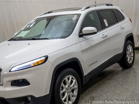 Used 2016 Jeep Cherokee Latitude w/ Comfort/Convenience Group image 5