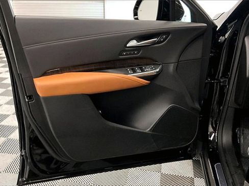 Used 2023 Cadillac XT4 Sport image 17