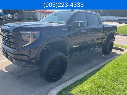 Used 2025 GMC Sierra 1500 Elevation w/ Elevation Premium Package AWD/4WD image 1