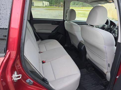 Used 2016 Subaru Forester 2.5i Premium w/ Popular Package #1 AWD/4WD image 32