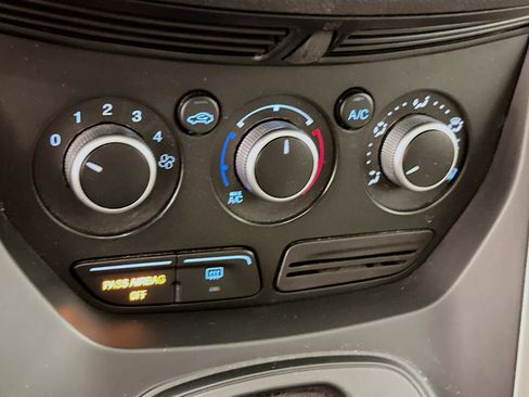 Used 2015 Ford Escape SE AWD/4WD image 23