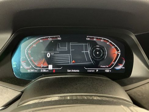 Certified 2022 BMW X7 xDrive40i w/ Executive Package image 11