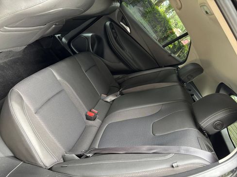 Used 2025 Buick Encore GX Preferred FWD image 37