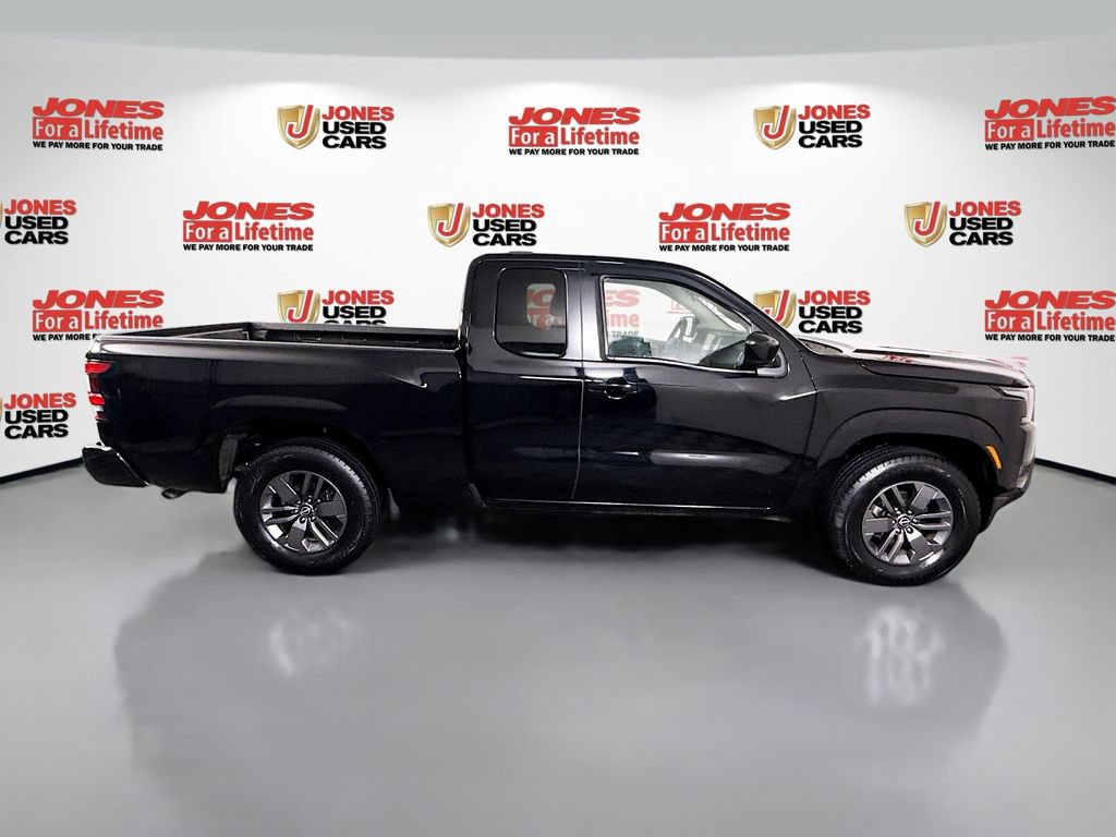 Certified 2025 Nissan Frontier SV RWD image 16