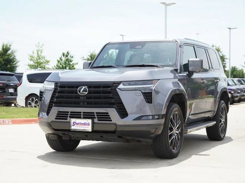 Used 2024 Lexus GX 550 w/ Accessory Package (2T) AWD/4WD image 3