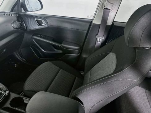 Used 2024 Kia Soul EX FWD image 23