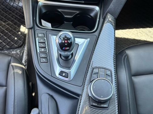 Used 2018 BMW M3 RWD image 26