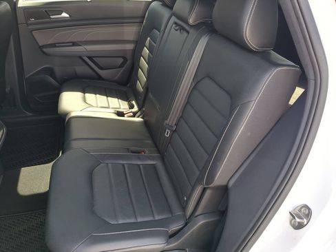 Used 2021 Volkswagen Atlas Cross Sport SEL Premium R-Line AWD/4WD image 18