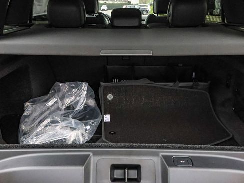 New 2026 Land Rover Range Rover SE AWD/4WD image 26