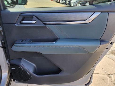 New 2026 GMC Acadia AT4 w/ Luxury Package image 44