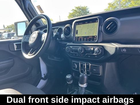 Used 2022 Jeep Wrangler Unlimited Sport AWD/4WD image 25