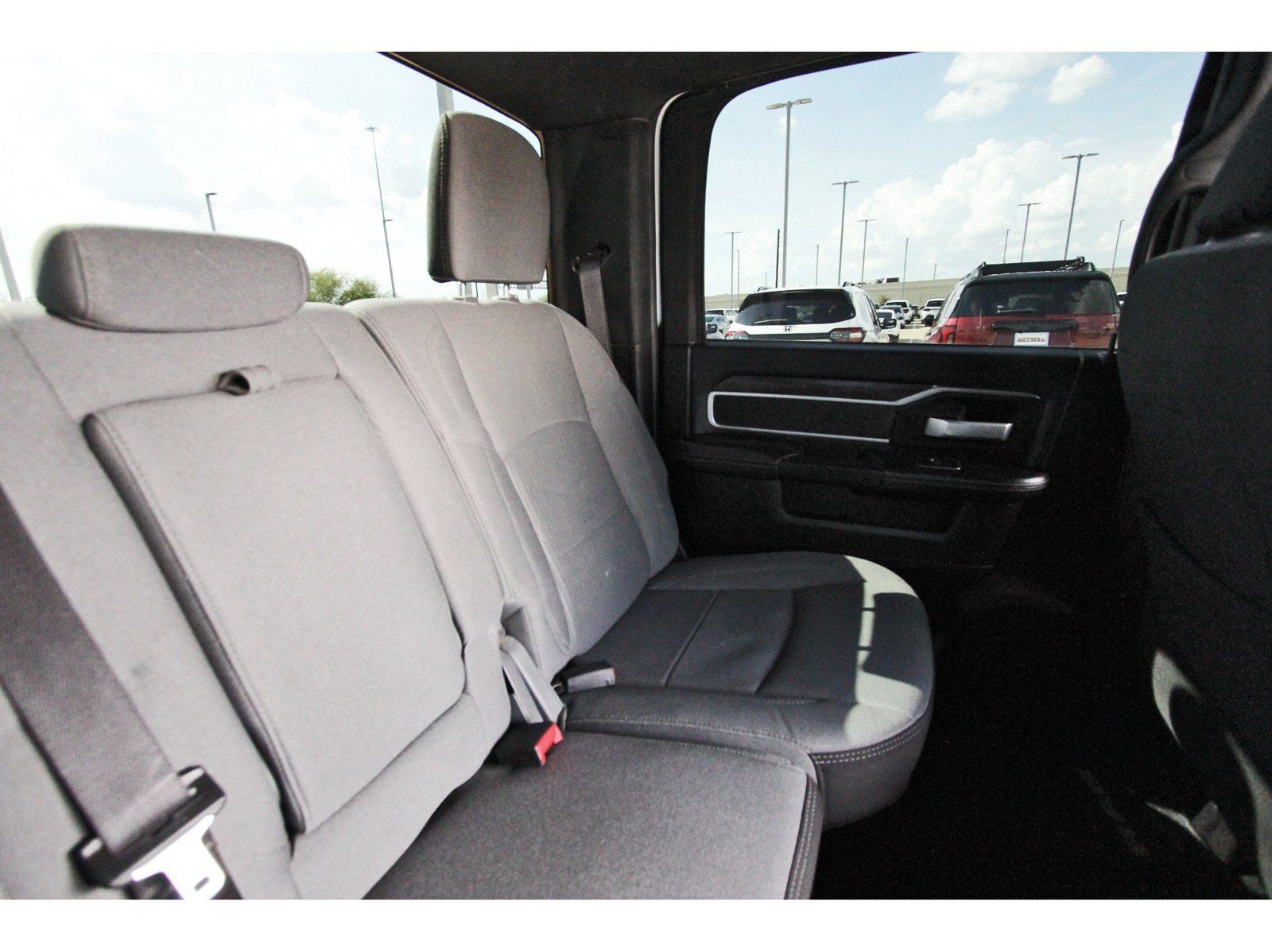 Used 2024 RAM 2500 Big Horn AWD/4WD image 13