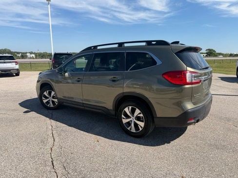 Used 2025 Subaru Ascent Premium AWD/4WD image 11