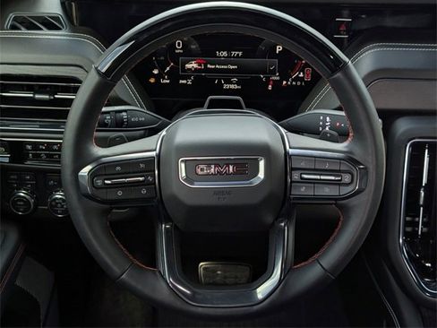 Used 2025 GMC Yukon AT4 Ultimate image 36