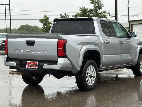 Used 2024 Toyota Tacoma SR5 RWD image 6