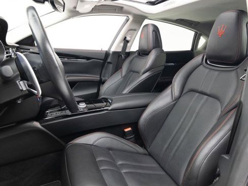 Used 2017 Maserati Quattroporte S GranSport Q4 image 8