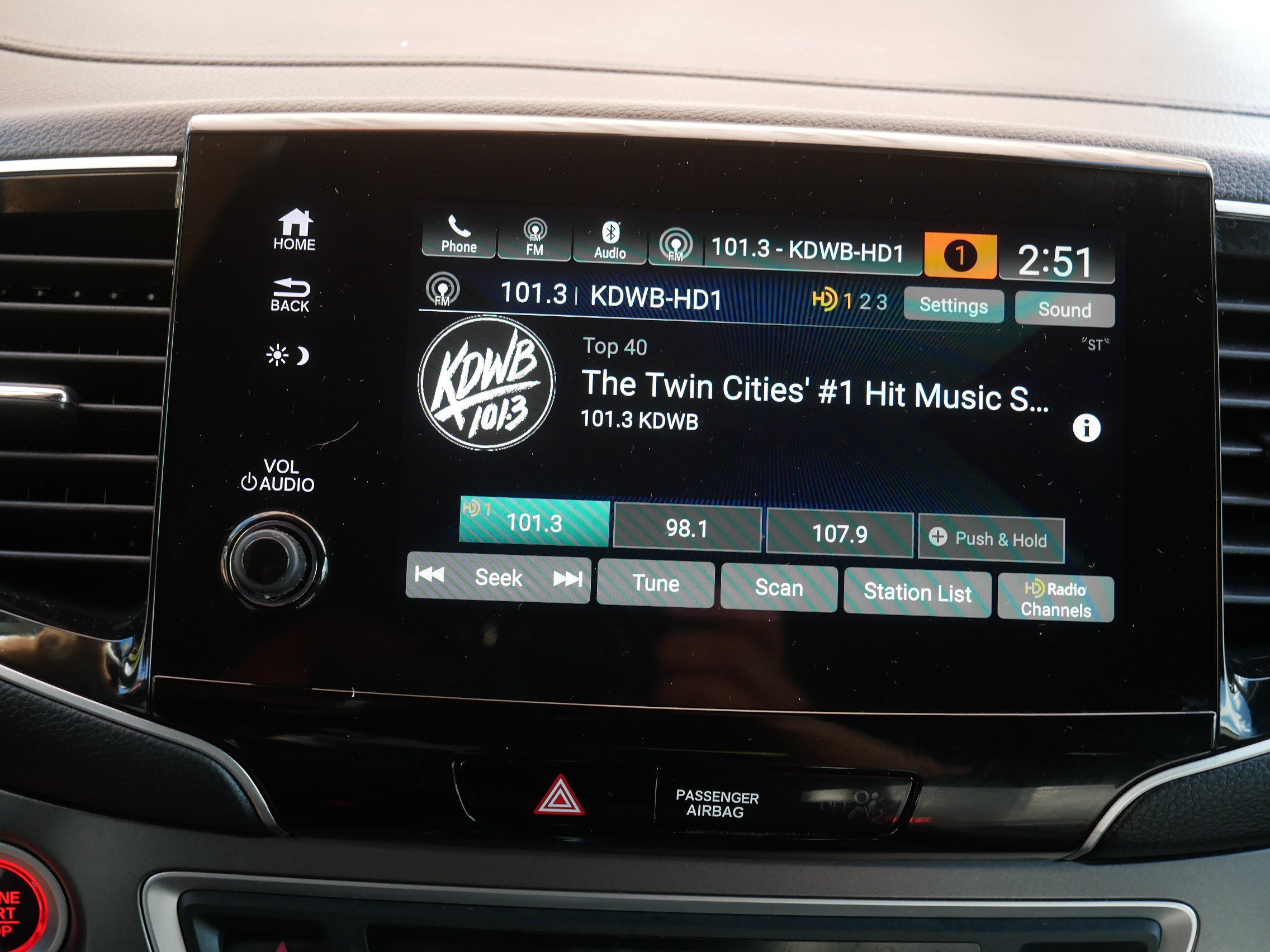 Used 2023 Honda Passport EX-L image 22