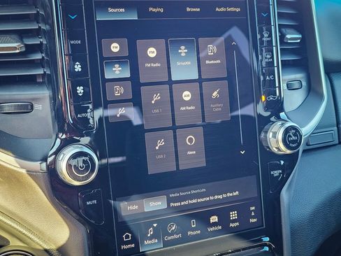 New 2026 RAM 1500 4x4 Crew Cab image 26