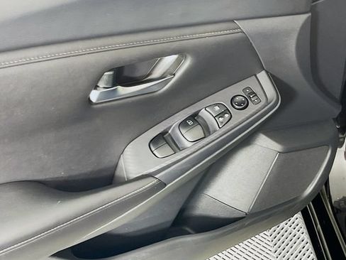 Used 2023 Nissan Sentra S FWD image 18