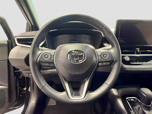 Certified 2025 Toyota Corolla SE FWD image 9