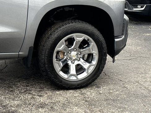 Used 2020 Chevrolet Silverado 1500 Custom w/ Custom Value Package RWD image 5