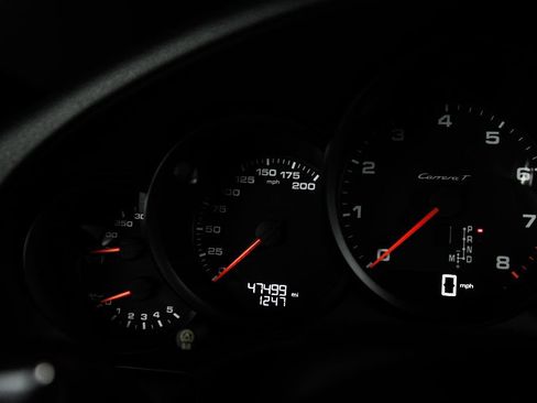 Used 2018 Porsche 911 Carrera T image 20