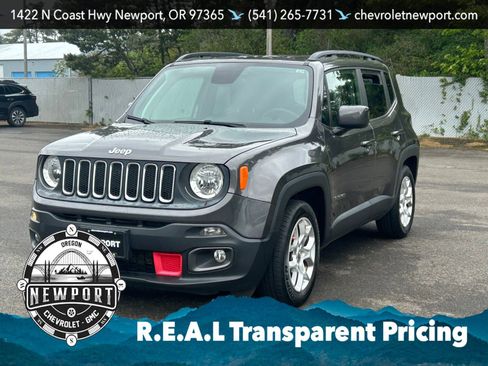 Used 2018 Jeep Renegade Latitude FWD image 3