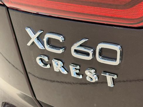 New 2026 Volvo XC60 T8 Plus w/ Protection Package Premier AWD/4WD image 6