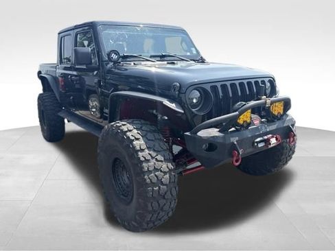 Used 2020 Jeep Gladiator Overland AWD/4WD image 8