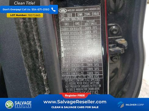 Used 2019 Land Rover Range Rover Evoque SE AWD/4WD image 17