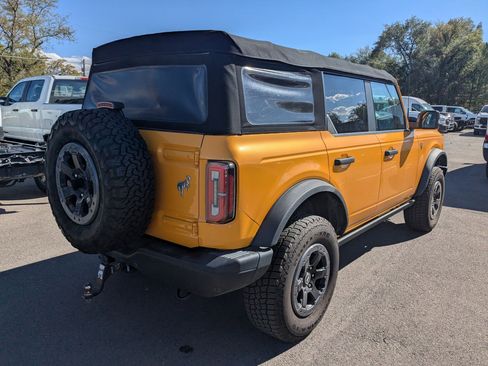 Used 2021 Ford Bronco Badlands image 3
