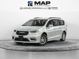 Used 2022 Chrysler Pacifica Touring-L FWD video 1
