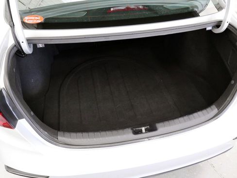 Used 2019 Kia Forte LXS FWD image 31