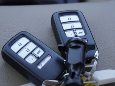 Used 2022 Honda CR-V EX-L image 18