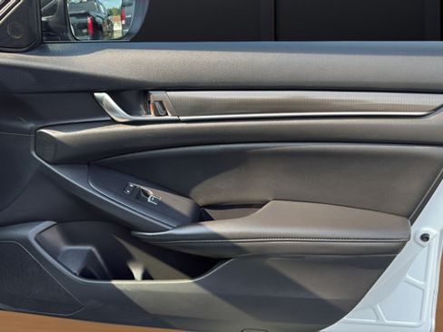 Used 2022 Honda Accord Sport Special Edition image 23