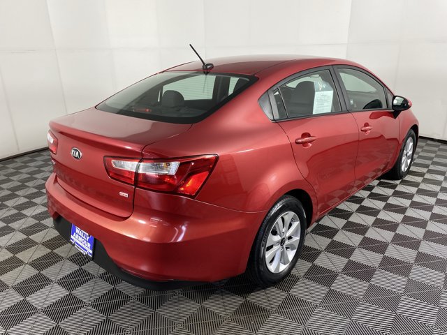 Used 2017 Kia Rio LX w/ Power Package FWD image 4