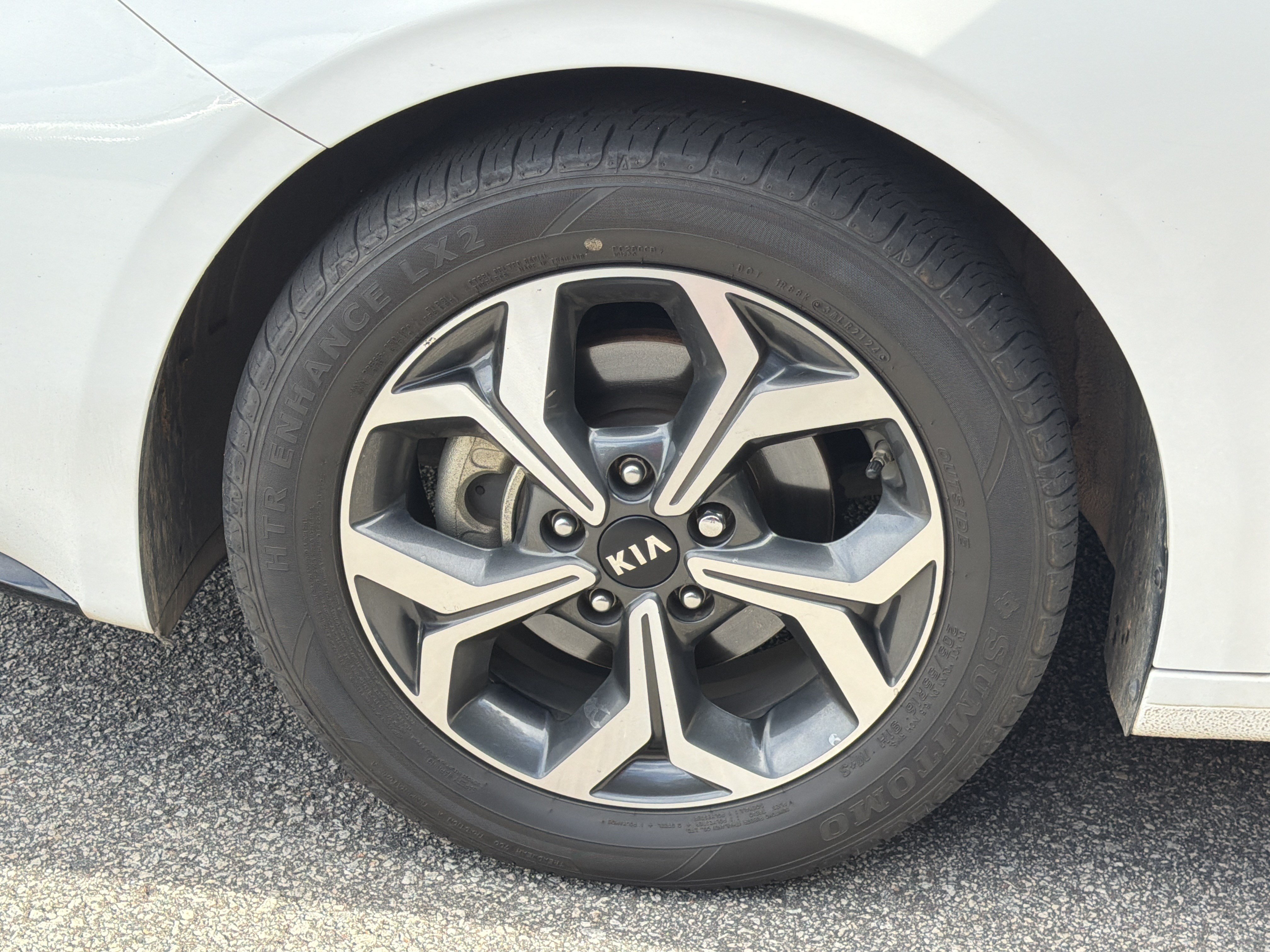 Used 2021 Kia Forte LXS FWD image 22