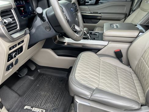 Used 2024 Ford F150 Platinum w/ Equipment Group 703A Plus image 15