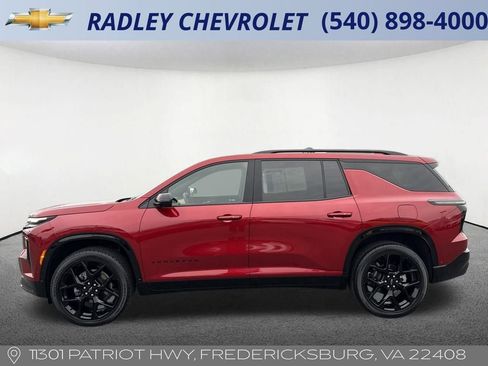 Certified 2024 Chevrolet Traverse RS w/ LPO, Floor Liner Package image 2