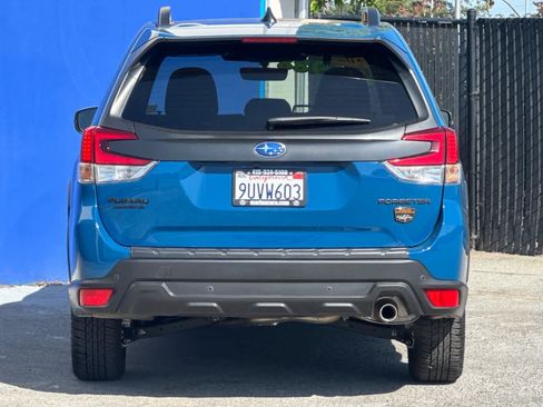 Used 2025 Subaru Forester Wilderness w/ Wilderness Package AWD/4WD image 4