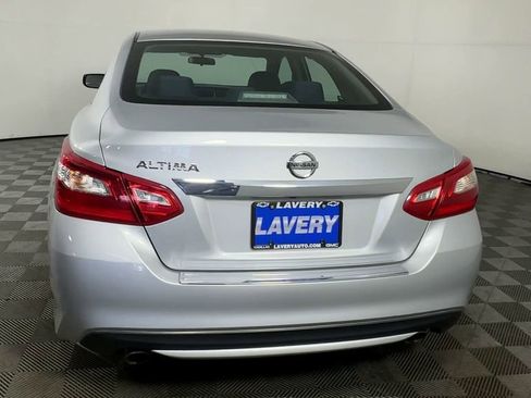 Used 2016 Nissan Altima 2.5 S w/ Power Driver Seat Package FWD image 10