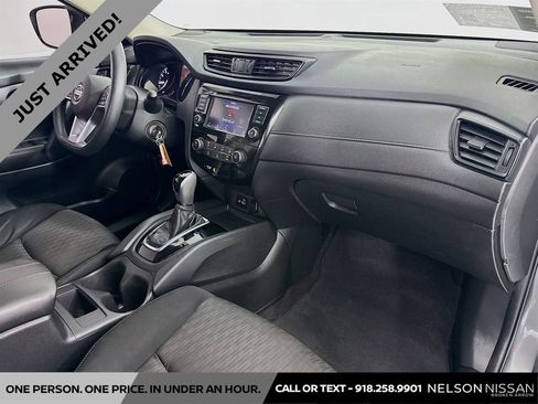Certified 2020 Nissan Rogue S FWD image 27