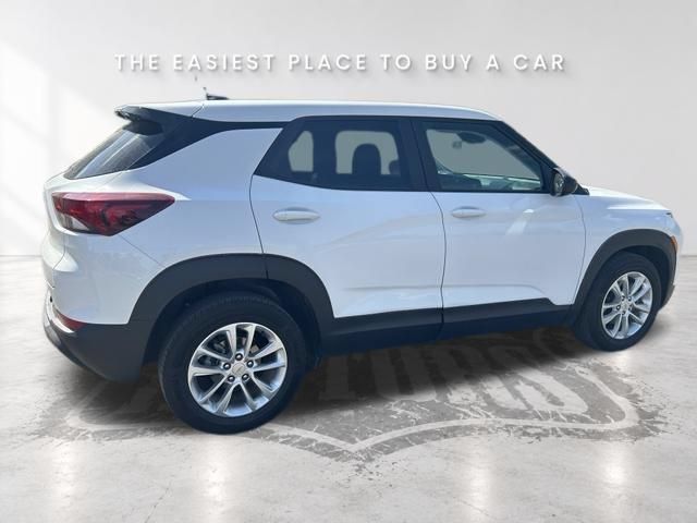 Used 2026 Chevrolet TrailBlazer LS w/ LS Convenience Package FWD image 10