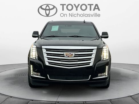 Used 2020 Cadillac Escalade ESV Platinum image 9
