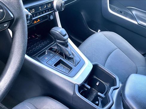 Used 2024 Toyota RAV4 XLE image 16