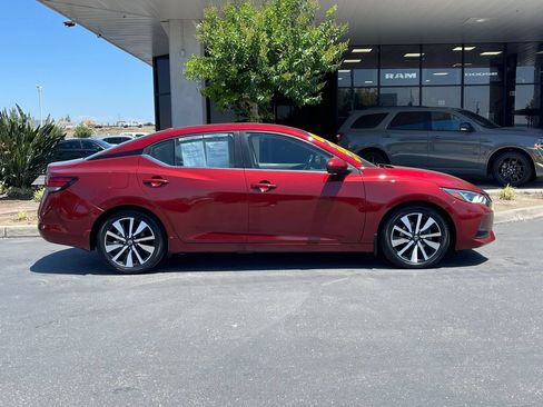 Used 2023 Nissan Sentra SV w/ SV Premium Package FWD image 3