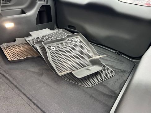 Certified 2024 Ford Edge SEL w/ Convenience Package image 20