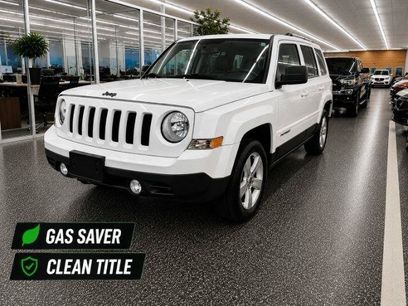Used 2014 Jeep Patriot Limited w/ Sun/Sound Group