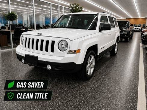 Used 2014 Jeep Patriot Limited w/ Sun/Sound Group AWD/4WD image 1